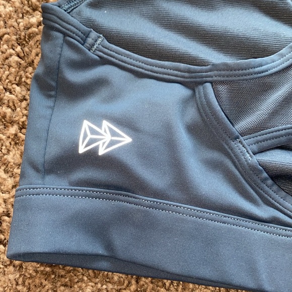 Yvette Sports Bra - Picture 4 of 8